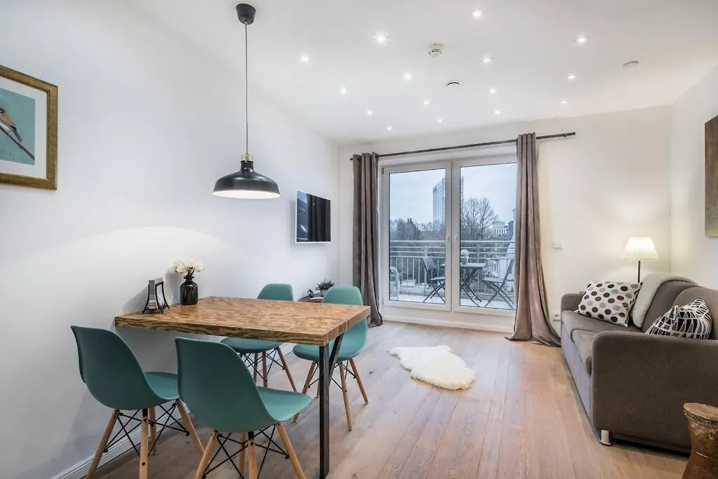 Charming Apartment Close To Heart Of Hamborg 0*,